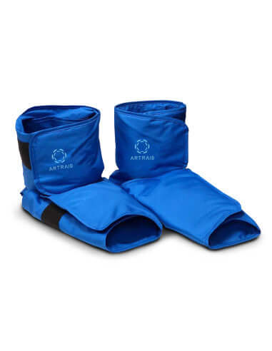 ARTRAID atviri terapiniai batai, skirti patogiam pėdų uždėjimui ir komfortui naudojimo metu.