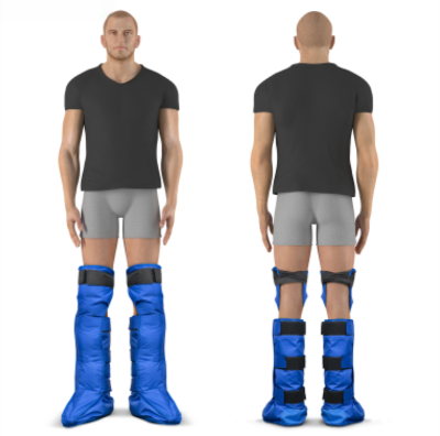 Aukštų terapinių batų naudojimo pavyzdys, rodantis kaip ARTRAID batai apgaubia vyro pėdų ir blauzdų sritį stabilumui ir komfortui.