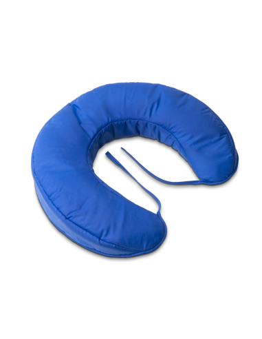 ARTRAID kaklo pagalvė, skirta kaklo ir pečių sričiai palaikyti bei komfortui poilsio metu.